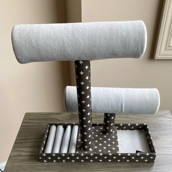 Jewelry tree - Picture 2 of 2